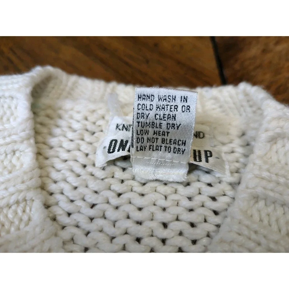 One Step Up Cardigan Sweater Sz MED Hand Knit Pastels Hearts Chunky Cable Knit - Picture 6 of 13